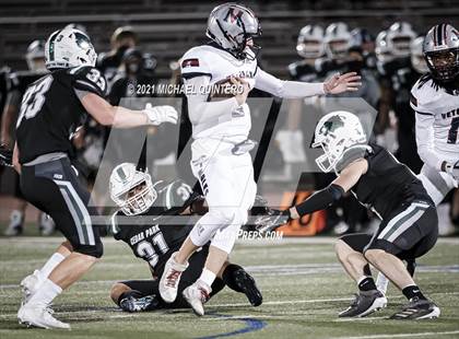 Thumbnail 1 in Cedar Park vs. Corpus Christi Veterans Memorial (UIL 5A Division I Semifinal) photogallery.