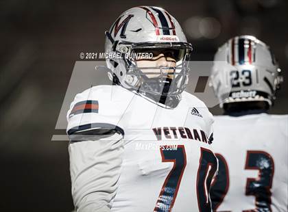Thumbnail 2 in Cedar Park vs. Corpus Christi Veterans Memorial (UIL 5A Division I Semifinal) photogallery.