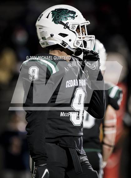 Thumbnail 1 in Cedar Park vs. Corpus Christi Veterans Memorial (UIL 5A Division I Semifinal) photogallery.