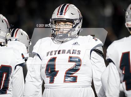 Thumbnail 1 in Cedar Park vs. Corpus Christi Veterans Memorial (UIL 5A Division I Semifinal) photogallery.