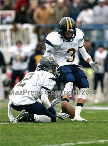 Thumbnail 1 in Ackerman vs. Bassfield (MHSAA Class 2A Final) photogallery.