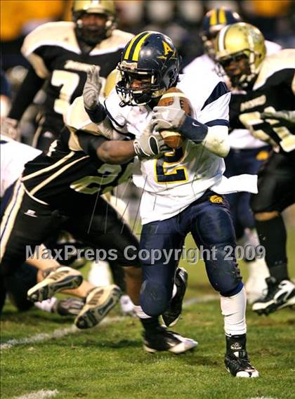 Thumbnail 1 in Ackerman vs. Bassfield (MHSAA Class 2A Final) photogallery.