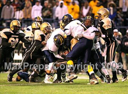 Thumbnail 3 in Ackerman vs. Bassfield (MHSAA Class 2A Final) photogallery.