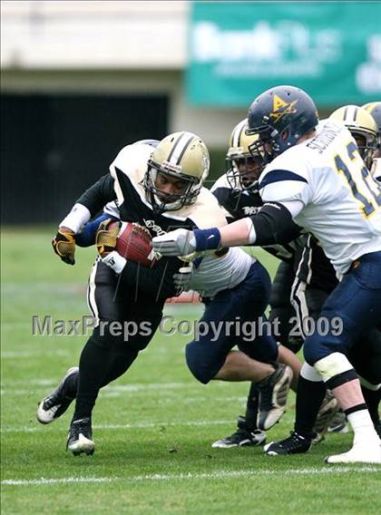 Thumbnail 2 in Ackerman vs. Bassfield (MHSAA Class 2A Final) photogallery.