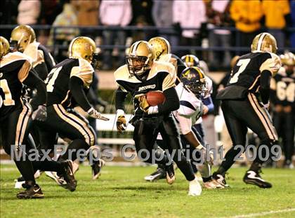 Thumbnail 1 in Ackerman vs. Bassfield (MHSAA Class 2A Final) photogallery.