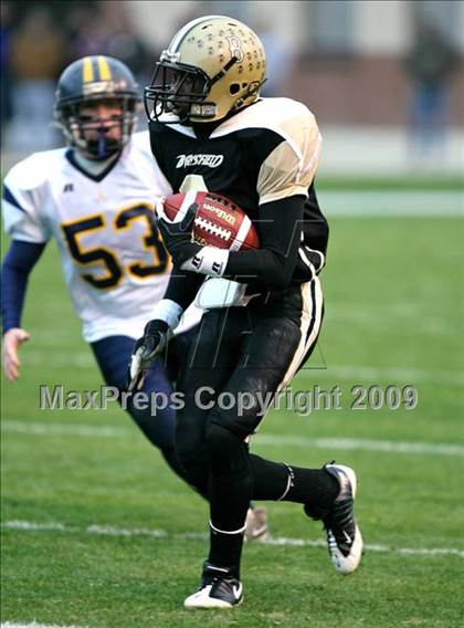 Thumbnail 1 in Ackerman vs. Bassfield (MHSAA Class 2A Final) photogallery.