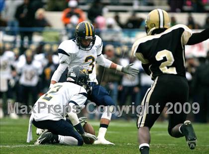 Thumbnail 2 in Ackerman vs. Bassfield (MHSAA Class 2A Final) photogallery.