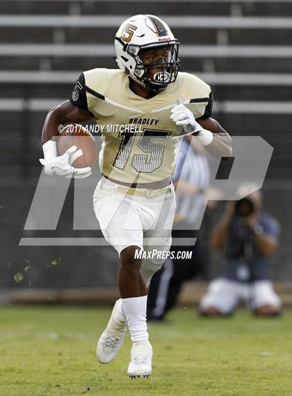 Thumbnail 3 in Farragut @ Bradley Central photogallery.
