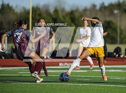 Thumbnail 3 in Forney @ Rowlett (UIL 6A Bi-District Soccer Playoffs) photogallery.