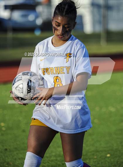 Thumbnail 3 in Forney @ Rowlett (UIL 6A Bi-District Soccer Playoffs) photogallery.