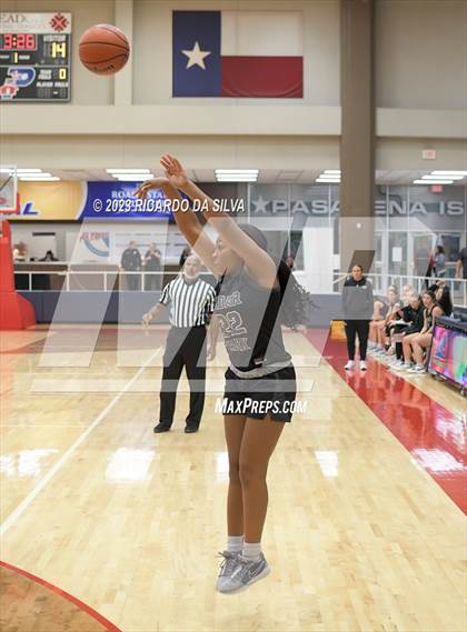 Thumbnail 2 in Cedar Park vs Galena Park (McDonald's Texas Invitational) photogallery.