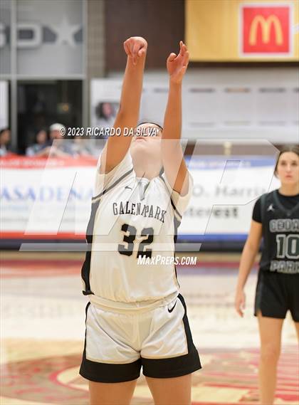 Thumbnail 1 in Cedar Park vs Galena Park (McDonald's Texas Invitational) photogallery.