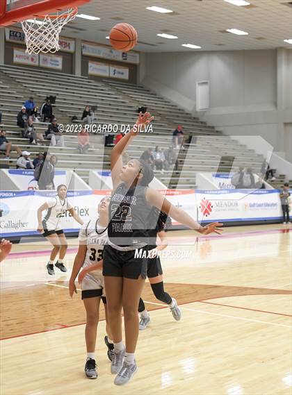 Thumbnail 2 in Cedar Park vs Galena Park (McDonald's Texas Invitational) photogallery.