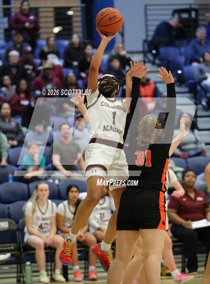 Thumbnail 2 in Amanda-Clearcreek vs. Columbus Academy (OHSAA D5 District Final) photogallery.