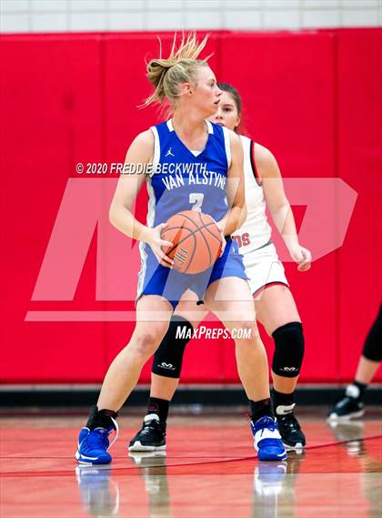 Thumbnail 1 in Van Alstyne @ Pottsboro photogallery.