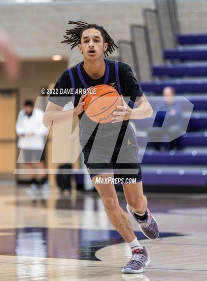 Thumbnail 3 in Durango vs. Pebblebrook (Utah Holiday Hoopfest) photogallery.