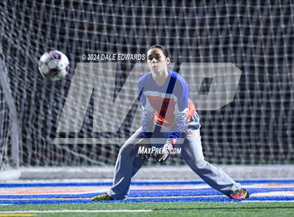 Thumbnail 2 in Kearny @ Clairemont photogallery.