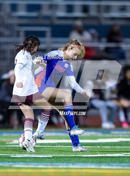 Thumbnail 2 in Kearny @ Clairemont photogallery.