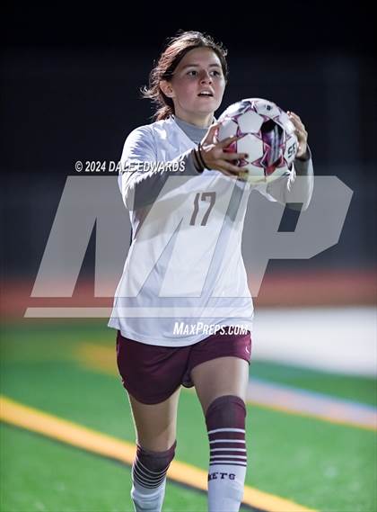 Thumbnail 3 in Kearny @ Clairemont photogallery.