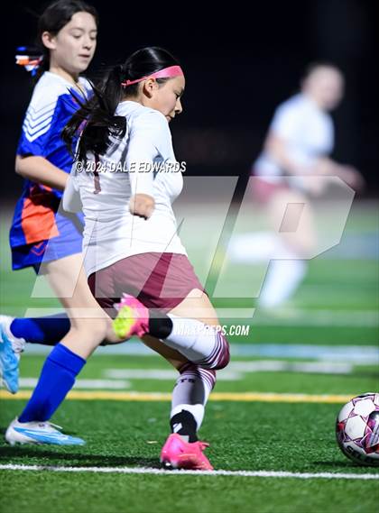 Thumbnail 3 in Kearny @ Clairemont photogallery.