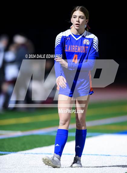 Thumbnail 3 in Kearny @ Clairemont photogallery.