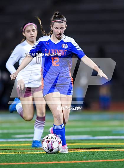 Thumbnail 1 in Kearny @ Clairemont photogallery.