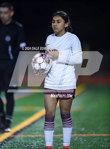 Thumbnail 3 in Kearny @ Clairemont photogallery.