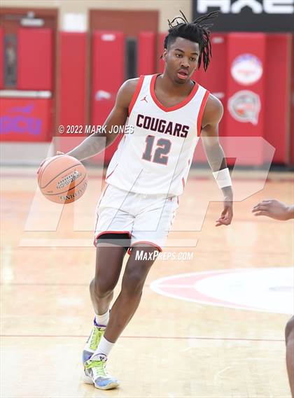 Thumbnail 2 in Simeon (IL) vs. Coronado (NV) -  (Hoophall West) photogallery.