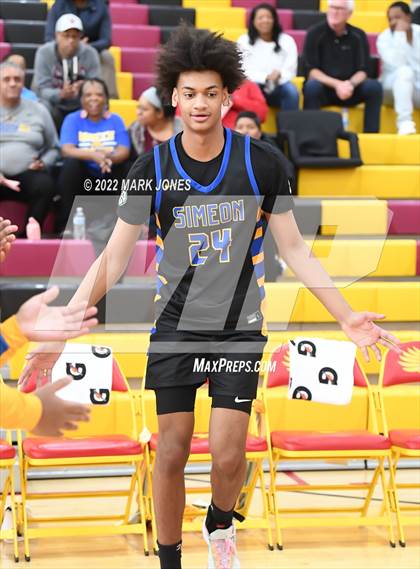 Thumbnail 3 in Simeon (IL) vs. Coronado (NV) -  (Hoophall West) photogallery.