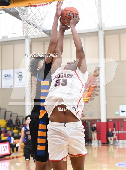Thumbnail 1 in Simeon (IL) vs. Coronado (NV) -  (Hoophall West) photogallery.