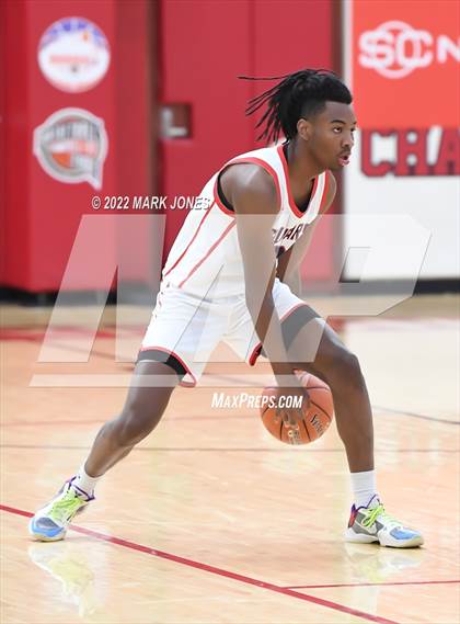 Thumbnail 2 in Simeon (IL) vs. Coronado (NV) -  (Hoophall West) photogallery.