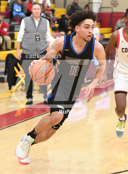 Thumbnail 2 in Simeon (IL) vs. Coronado (NV) -  (Hoophall West) photogallery.