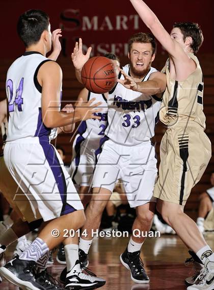 Thumbnail 2 in Laguna Hills vs. Shadow Hills (MaxPreps Holiday Classic) photogallery.