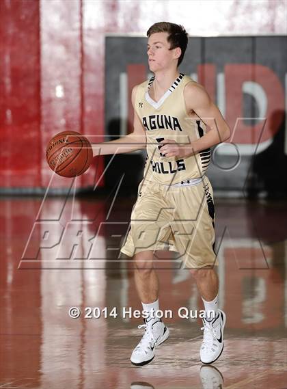 Thumbnail 1 in Laguna Hills vs. Shadow Hills (MaxPreps Holiday Classic) photogallery.