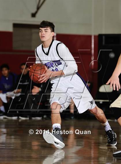 Thumbnail 1 in Laguna Hills vs. Shadow Hills (MaxPreps Holiday Classic) photogallery.