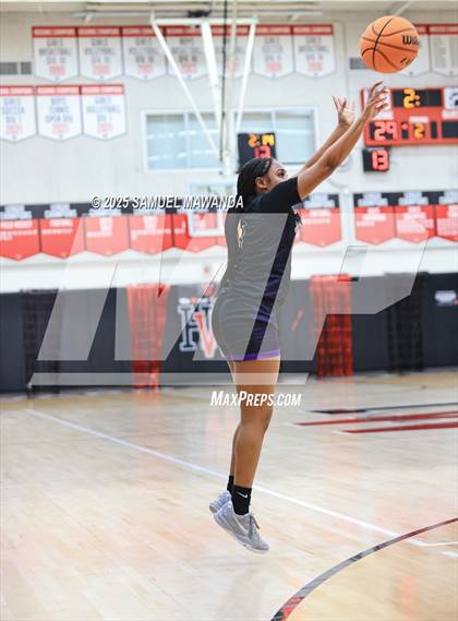 Thumbnail 3 in  Marlborough @ Harvard-Westlake photogallery.