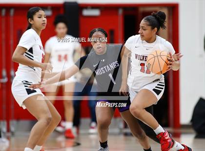 Thumbnail 3 in  Marlborough @ Harvard-Westlake photogallery.