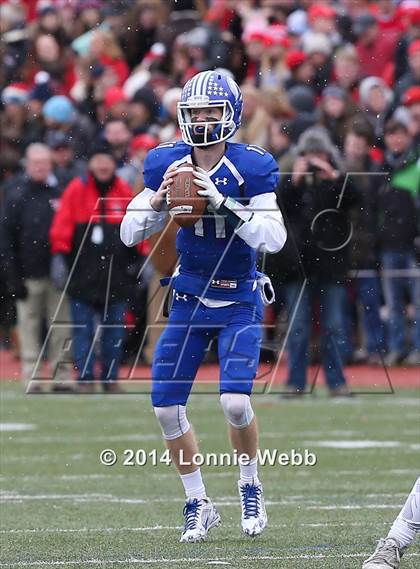 Thumbnail 2 in Darien vs. New Canaan (FCIAC Final) photogallery.
