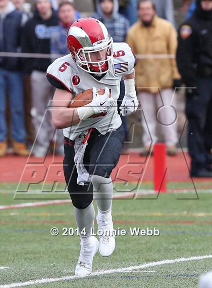 Thumbnail 3 in Darien vs. New Canaan (FCIAC Final) photogallery.