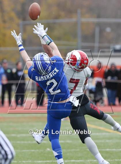 Thumbnail 3 in Darien vs. New Canaan (FCIAC Final) photogallery.