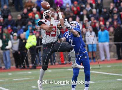 Thumbnail 2 in Darien vs. New Canaan (FCIAC Final) photogallery.