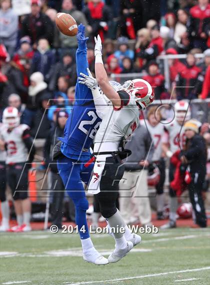 Thumbnail 2 in Darien vs. New Canaan (FCIAC Final) photogallery.