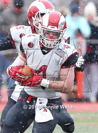 Thumbnail 2 in Darien vs. New Canaan (FCIAC Final) photogallery.
