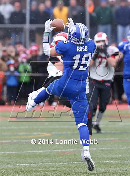 Thumbnail 3 in Darien vs. New Canaan (FCIAC Final) photogallery.