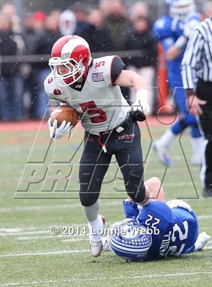 Thumbnail 2 in Darien vs. New Canaan (FCIAC Final) photogallery.