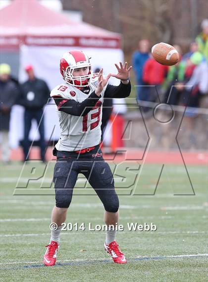 Thumbnail 2 in Darien vs. New Canaan (FCIAC Final) photogallery.