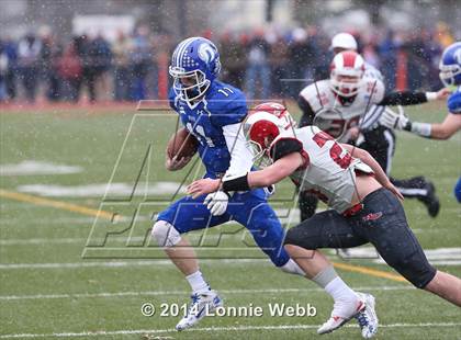 Thumbnail 2 in Darien vs. New Canaan (FCIAC Final) photogallery.