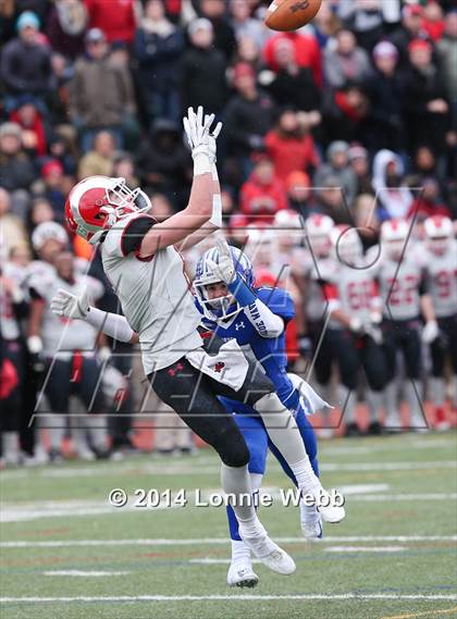 Thumbnail 3 in Darien vs. New Canaan (FCIAC Final) photogallery.