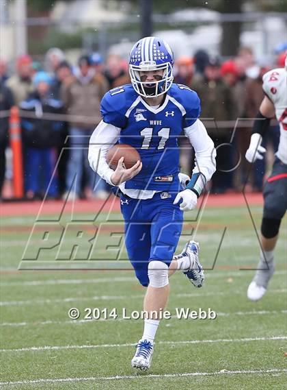 Thumbnail 2 in Darien vs. New Canaan (FCIAC Final) photogallery.