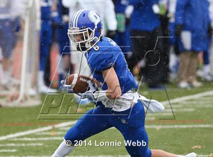 Thumbnail 1 in Darien vs. New Canaan (FCIAC Final) photogallery.